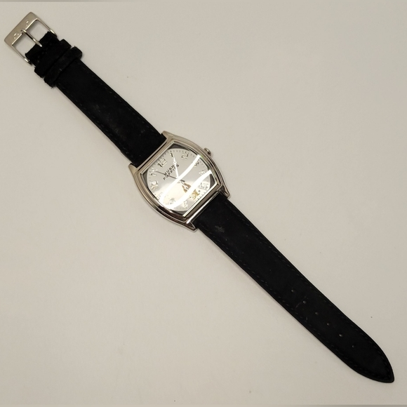 ▪︎New! Hush Puppies Watch - Picture 3 of 7